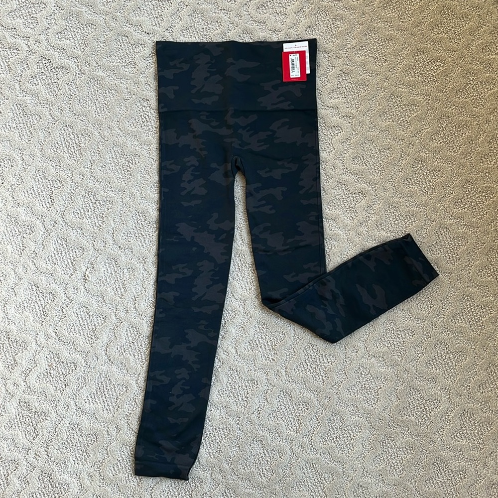 SPANX Look at Me Now Seamless Leggings